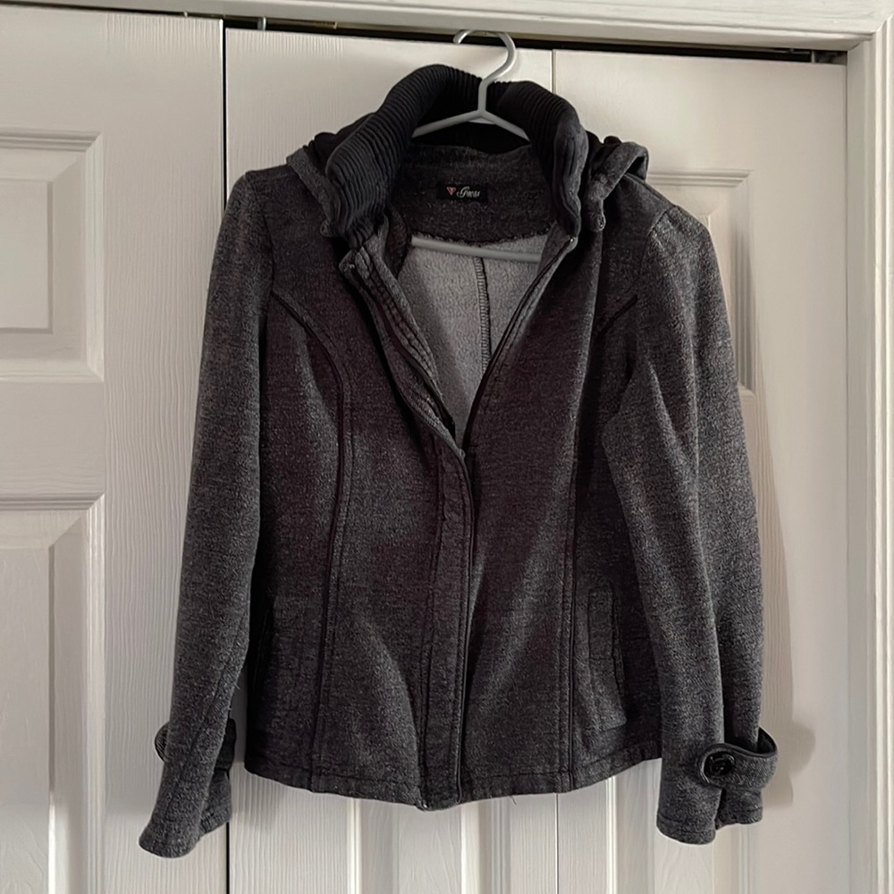 Guess Jacket Size L🥰